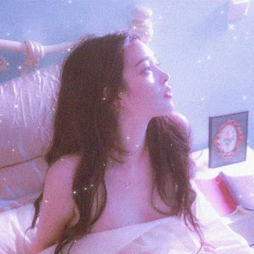 早餐时女歌迷快闪